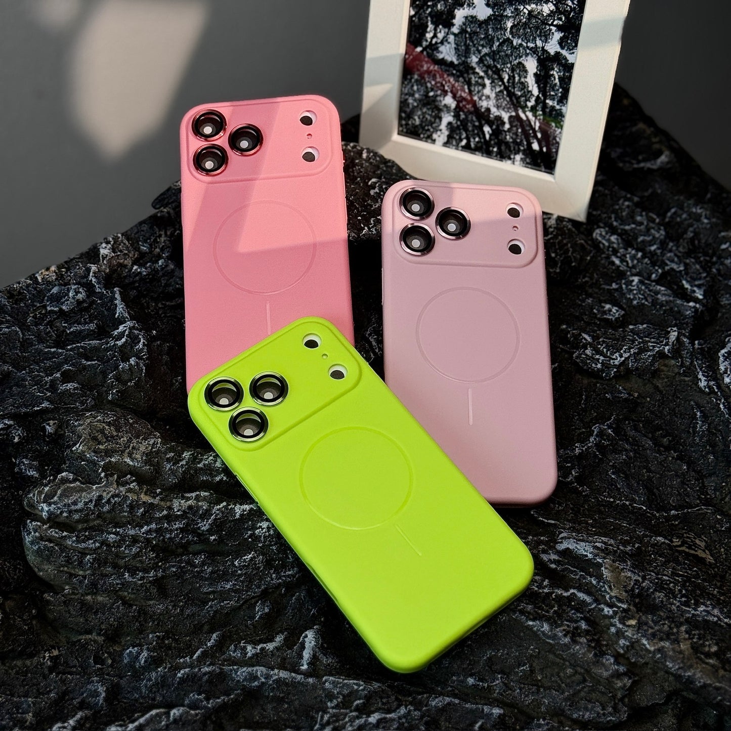 Frosted Skin Feeling Magnetic Suction Phone Case Lens Protector All-inclusive Drop-resistant